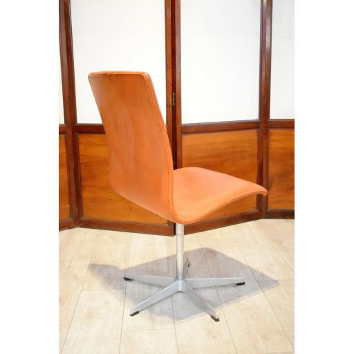 Arne Jacobson Chair 10.jpg