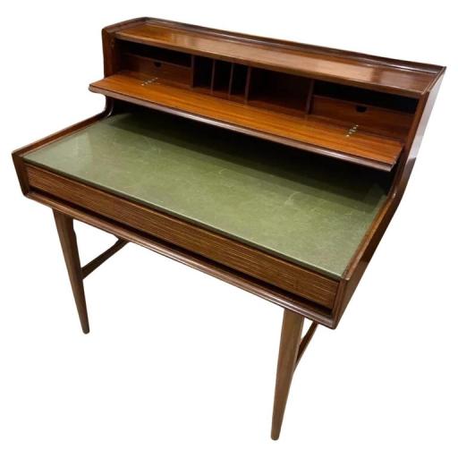 Vintage Mid-Century Desk In Rosewood by Richard Hornby for Fyne Ladye, 1960s